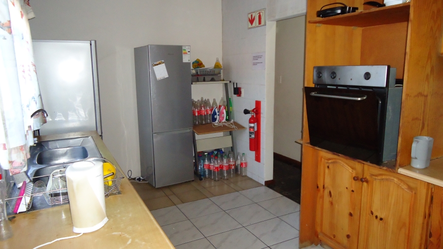 6 Bedroom Property for Sale in Belhar Western Cape